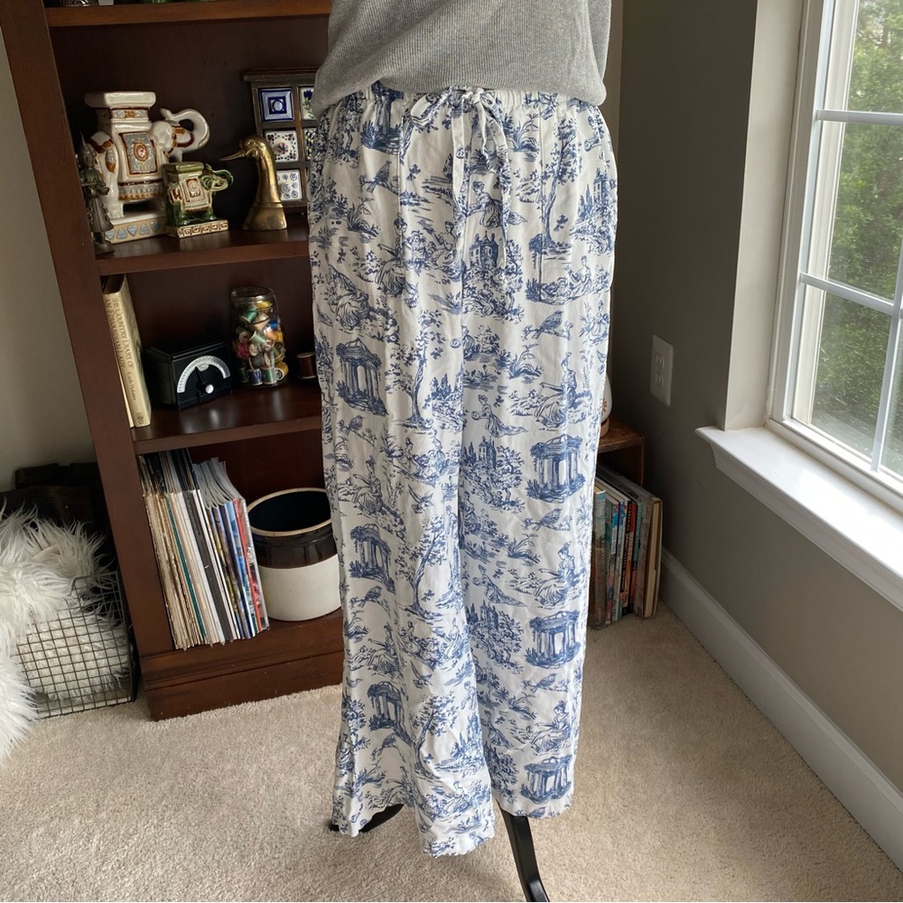 Sincerely Jules Blue Toile Patterned Pants